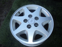 Load image into Gallery viewer, 1x Alufelge 15 Zoll 6.0" 5x112 38ET Glanz Weiß Ford Scorpio I Rim Wheel FEL3727920724ny