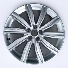 Load image into Gallery viewer, 1x Alufelge 19 Zoll 8.0&quot; 5x112 39ET Glanz Silber 4K0601025 Audi A6 C8 Rim Wheel