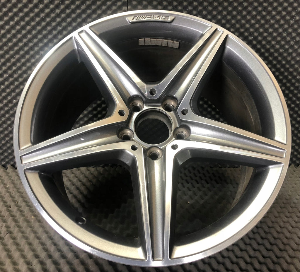 1x Alufelge 18 Zoll 9.0" 5x112 49ET Glanz Silber A2134011900 Mercedes-Benz Amg