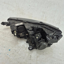Laden Sie das Bild in den Galerie-Viewer, Frontscheinwerfer Skoda Scala 657941016 Full LED Rechts Scheinwerfer Headlight SCH3438812592ca