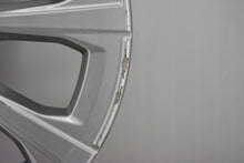 Laden Sie das Bild in den Galerie-Viewer, 4x Alufelge 17 Zoll 7.5" 5x112 30ET Glanz Silber 7915323 BMW Rim Wheel FEL7760069124im