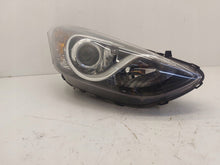 Laden Sie das Bild in den Galerie-Viewer, Frontscheinwerfer Hyundai I30 92102A6100 R009H192LJW 92102A611092102A6060 Rechts SCH7536250732sp