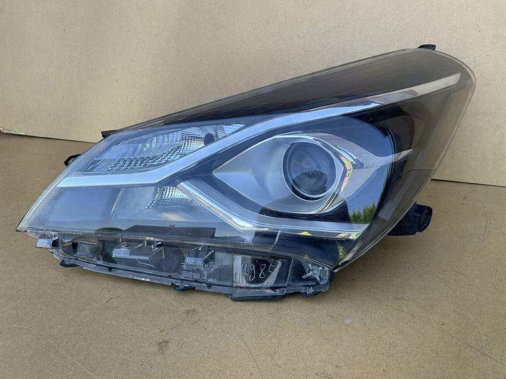 Frontscheinwerfer Toyota Yaris Links Scheinwerfer Headlight