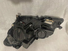 Laden Sie das Bild in den Galerie-Viewer, Frontscheinwerfer Mercedes-Benz Coupe 2078200259KZ Xenon Rechts Headlight