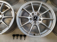 Load image into Gallery viewer, 1x Alufelge 16 Zoll 7.0&quot; 5x112 37 5ET A1724010002 Mercedes-Benz Slc R172 Slk