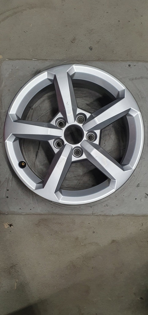 1x Alufelge 16 Zoll 6.0" 5x112 43ET Glanz Silber 81A071496A Audi A3 Q2 Rim Wheel FEL7570584592po