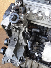 Load image into Gallery viewer, Motor Audi C6 A4 B8 CJC CJCD 2.0 TDI 150PS 110kW 139TKm Diesel Engine Unkomplett MOT3812439946fy