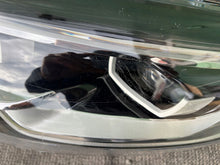 Laden Sie das Bild in den Galerie-Viewer, Frontscheinwerfer Renault Kadjar 260608385R Links Scheinwerfer Headlight SCH1288420254fr