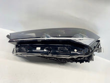 Laden Sie das Bild in den Galerie-Viewer, Frontscheinwerfer Skoda Superb I 3P1941015B LED Links Scheinwerfer Headlight SCH3812059969ta