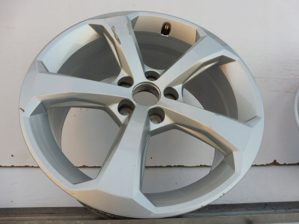 1x Alufelge 18 Zoll 8.0" 5x112 39ET Glanz 80A601025C Audi Q5 Rim Wheel FEL9551283288rp