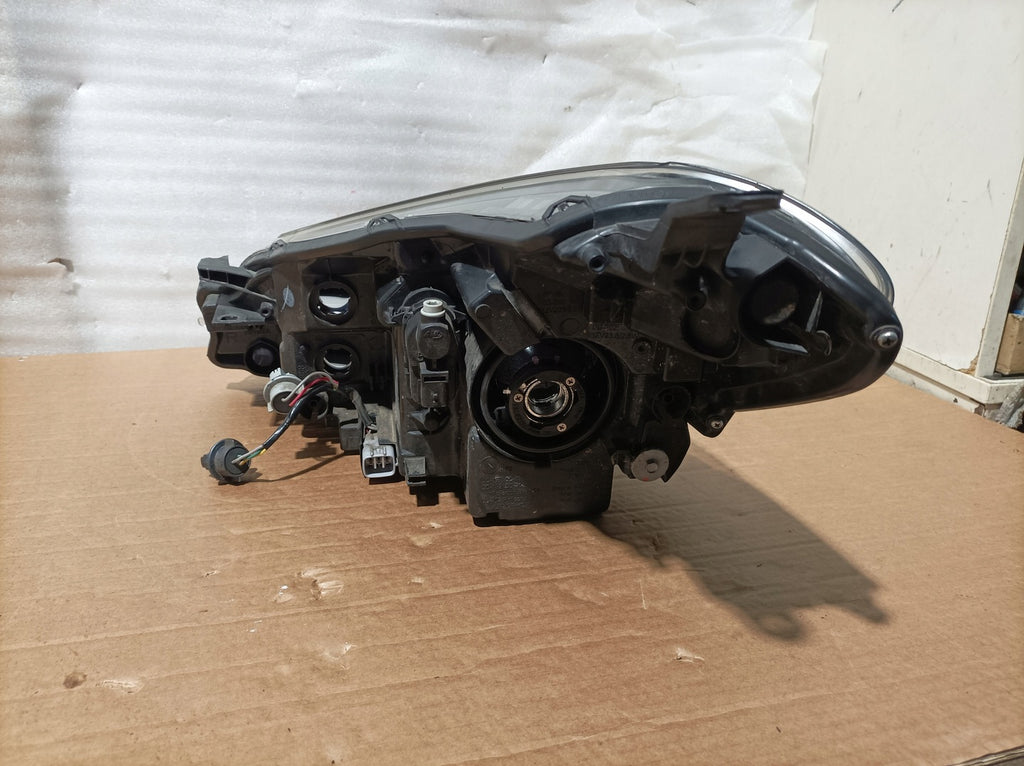 Frontscheinwerfer Toyota Yaris LED Rechts Scheinwerfer Headlight