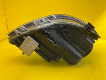 Laden Sie das Bild in den Galerie-Viewer, Frontscheinwerfer Mercedes-Benz W246 A2468207761 Xenon Links Headlight SCH4267022862tz