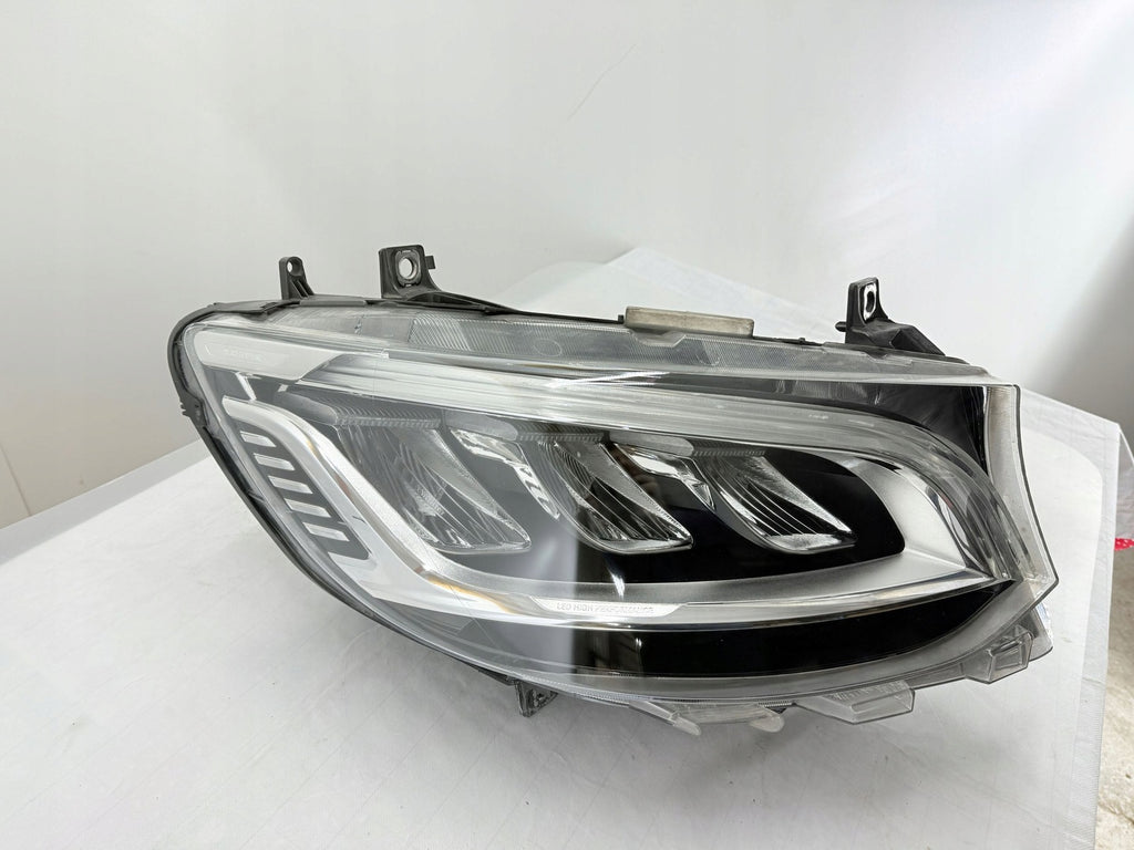 Frontscheinwerfer Mercedes-Benz Sprinter A9109065800 Rechts Headlight