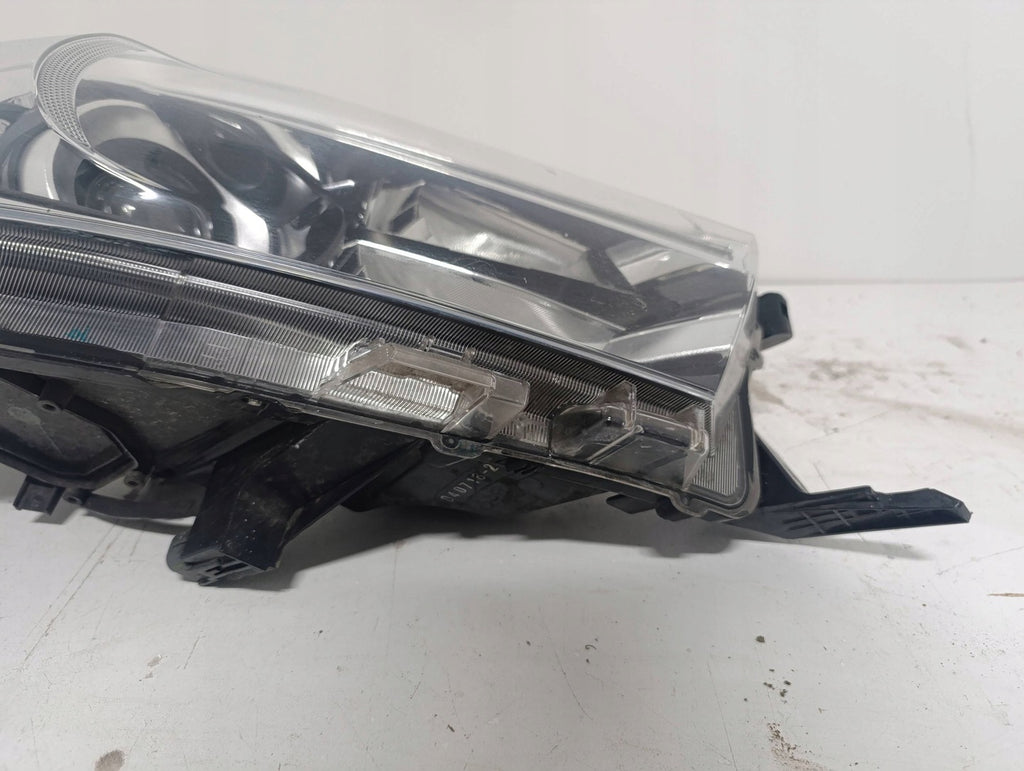 Frontscheinwerfer Toyota Hilux VIII Full LED Rechts Scheinwerfer Headlight SCH8231190777lz
