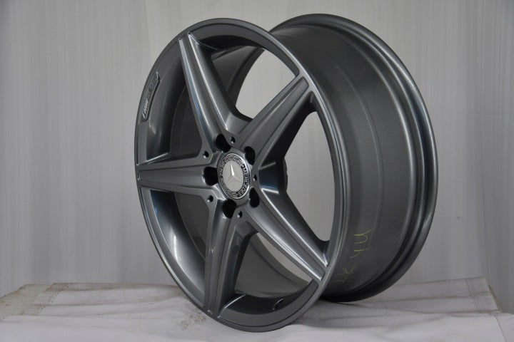 4x Alufelge 18 Zoll 7.5" 5x112 44ET Glanz Grau A2054011100 Mercedes-Benz A205 Mg FEL2722780360gw
