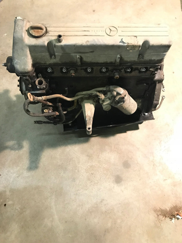 Motor Mercedes-Benz W123 S123 12392012 2.5 Benzin Engine Unkomplett