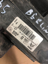 Laden Sie das Bild in den Galerie-Viewer, Frontscheinwerfer Citroën Berlingo 9816824780 Rechts Scheinwerfer Headlight