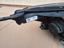 Laden Sie das Bild in den Galerie-Viewer, Frontscheinwerfer Kia Rio IV 92101-H8 Links Scheinwerfer Headlight SCH4299673260pn