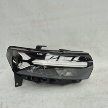 Load image into Gallery viewer, Frontscheinwerfer Dacia Duster 260107725R Full LED Rechts Scheinwerfer Headlight SCH1640570827nn