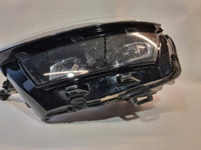 Laden Sie das Bild in den Galerie-Viewer, Frontscheinwerfer Skoda Kamiq 658941015B Links Scheinwerfer Headlight SCH9223642025hr