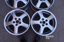 Laden Sie das Bild in den Galerie-Viewer, 4x Alufelge 17 Zoll 7.0" 5x112 CB70738 Audi A3 Superb Octavia Sharan Touran FEL2678904017bf