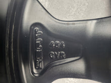 Laden Sie das Bild in den Galerie-Viewer, 1x Alufelge 15 Zoll 5.5&quot; 5x100 40ET Glanz Schwarz 6F0071495H Seat Ibiza V