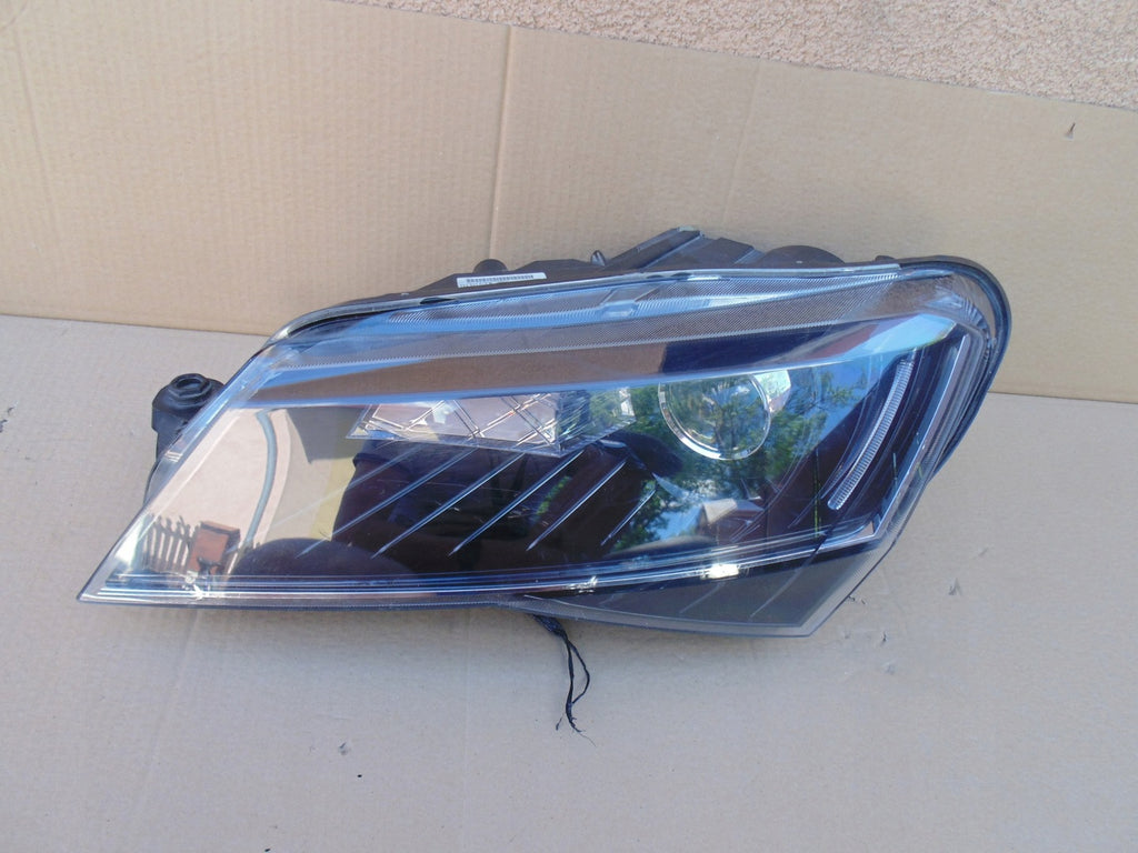 Frontscheinwerfer Skoda Superb III 3V1941015B Xenon Links Scheinwerfer Headlight