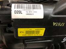 Load image into Gallery viewer, Frontscheinwerfer Hyundai Tucson 92101-D7200 Links Scheinwerfer Headlight SCH4359904434xu