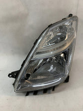 Laden Sie das Bild in den Galerie-Viewer, Frontscheinwerfer Toyota Prius Links Scheinwerfer Headlight SCH8931118712kg