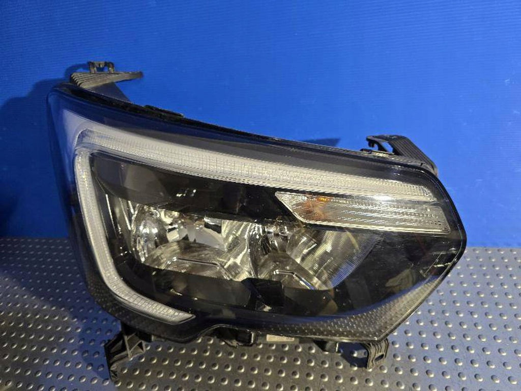 Frontscheinwerfer Renault Master III 260105567R LED Rechts Headlight SCH5350803902qm