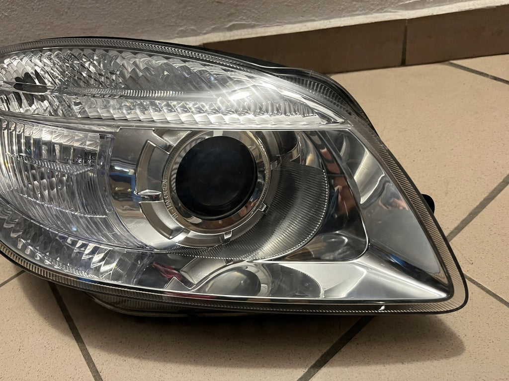 Frontscheinwerfer Skoda Fabia II Rechts Scheinwerfer Headlight