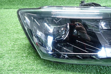 Laden Sie das Bild in den Galerie-Viewer, Frontscheinwerfer Skoda Fabia III 6V1941016B Rechts Scheinwerfer Headlight SCH2170468032yw