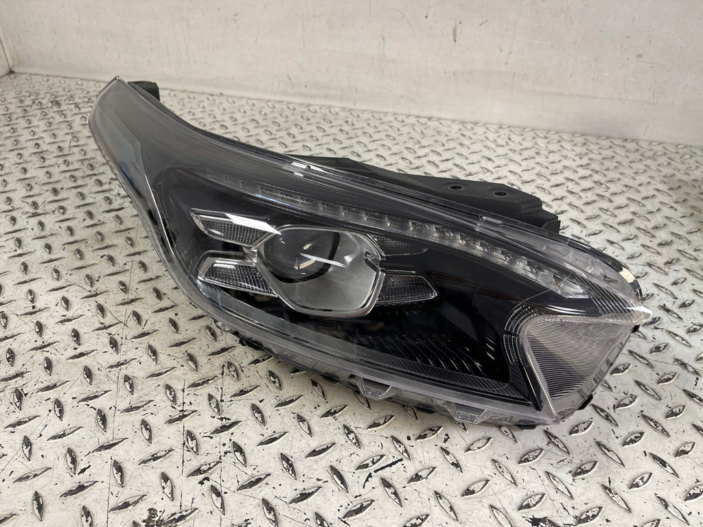 Frontscheinwerfer Kia Xceed 92102J7300 92102-J7300 Rechts Scheinwerfer Headlight SCH9583977735sd