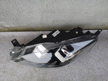 Laden Sie das Bild in den Galerie-Viewer, Frontscheinwerfer Ford Kuga LV4B-13E017-AN Links Scheinwerfer Headlight SCH2703286161sl