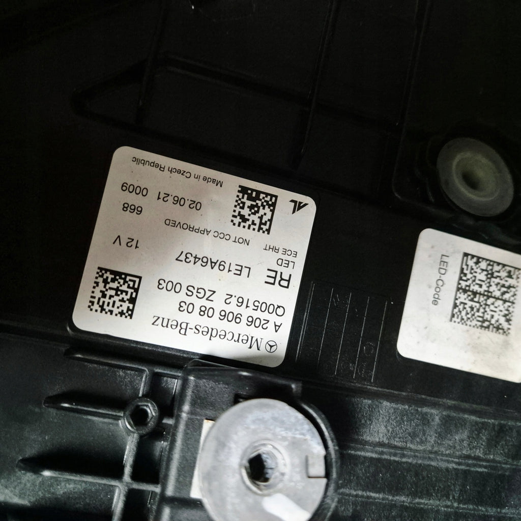 Frontscheinwerfer Mercedes-Benz W206 A2069060803 A2069066104 Rechts oder Links SCH6012323224co