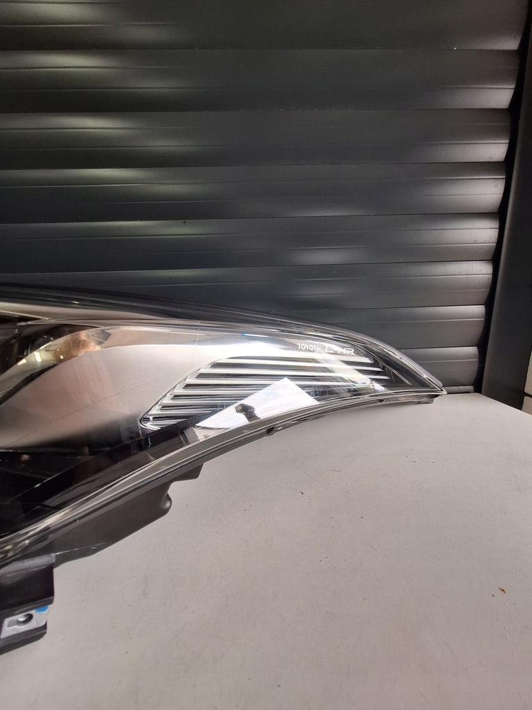 Frontscheinwerfer Toyota C-Hr 81150-F4071-00 Links Scheinwerfer Headlight SCH4509648796yj