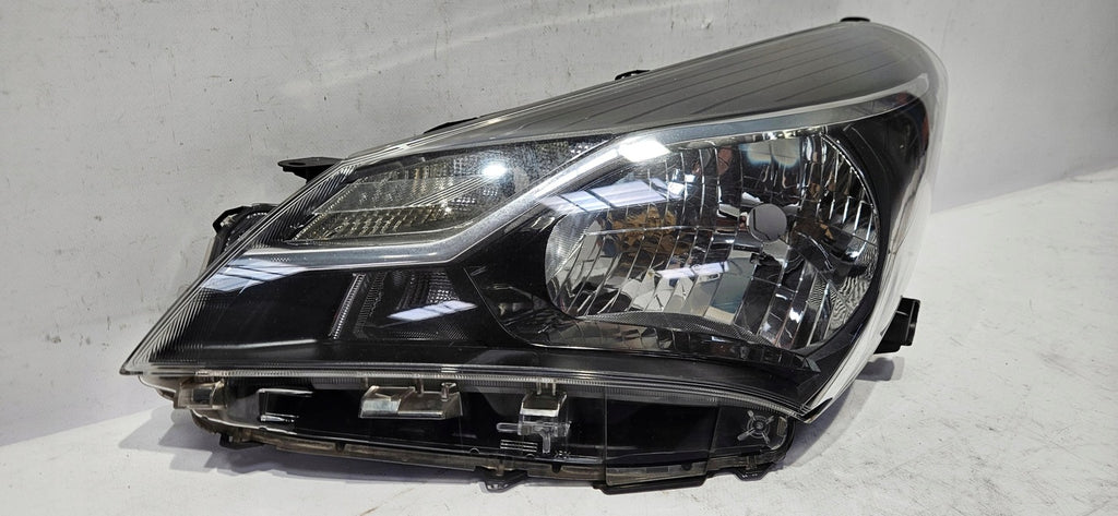 Frontscheinwerfer Toyota Yaris Links Scheinwerfer Headlight