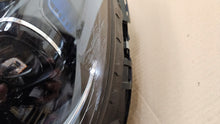 Laden Sie das Bild in den Galerie-Viewer, Frontscheinwerfer Mercedes-Benz W206 A2069062903 Full LED Links Headlight SCH7262263097zq