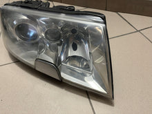 Load image into Gallery viewer, Frontscheinwerfer Skoda Superb I Xenon Rechts Scheinwerfer Headlight SCH1100905755ol