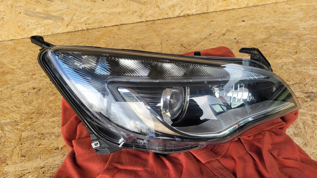 Frontscheinwerfer Opel Astra J 13253651 1ZT010012-02 LED Rechts Headlight