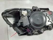 Laden Sie das Bild in den Galerie-Viewer, Frontscheinwerfer Skoda Fabia II 5J1941015C Links Scheinwerfer Headlight