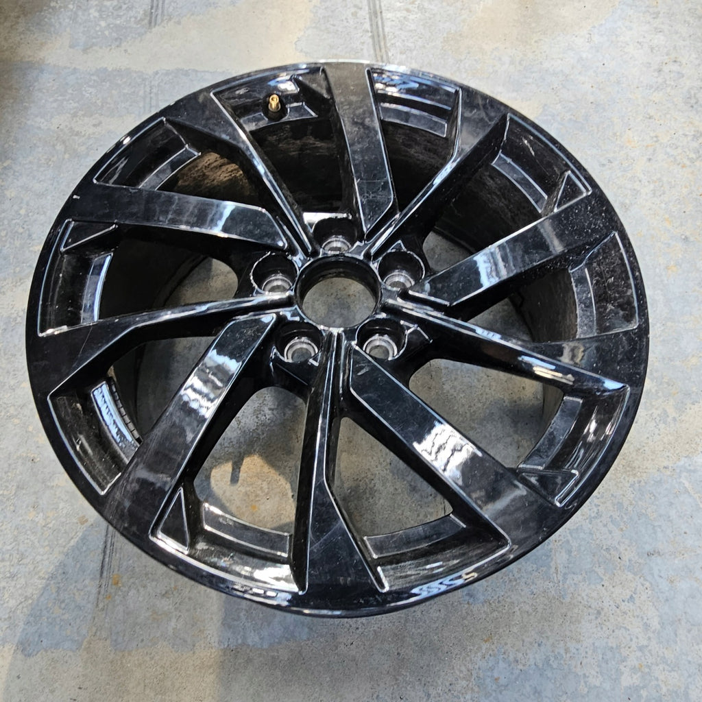 1x Alufelge 16 Zoll 6.5" 5x112 40ET Glanz Silber 82A601025 Audi Rim Wheel FEL7734151330vu