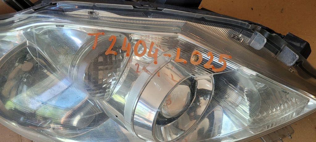 Frontscheinwerfer Toyota Auris 81110-02A40 Rechts Scheinwerfer Headlight