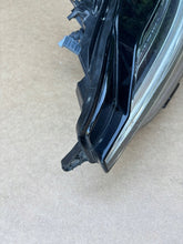 Load image into Gallery viewer, Frontscheinwerfer Volvo S60 V60 II 22025905 Links Scheinwerfer Headlight SCH8262805930ll