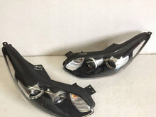 Load image into Gallery viewer, Frontscheinwerfer Kia Sportage IV 92102F1110 Ein Satz Scheinwerfer Headlight SCH3490306628ut