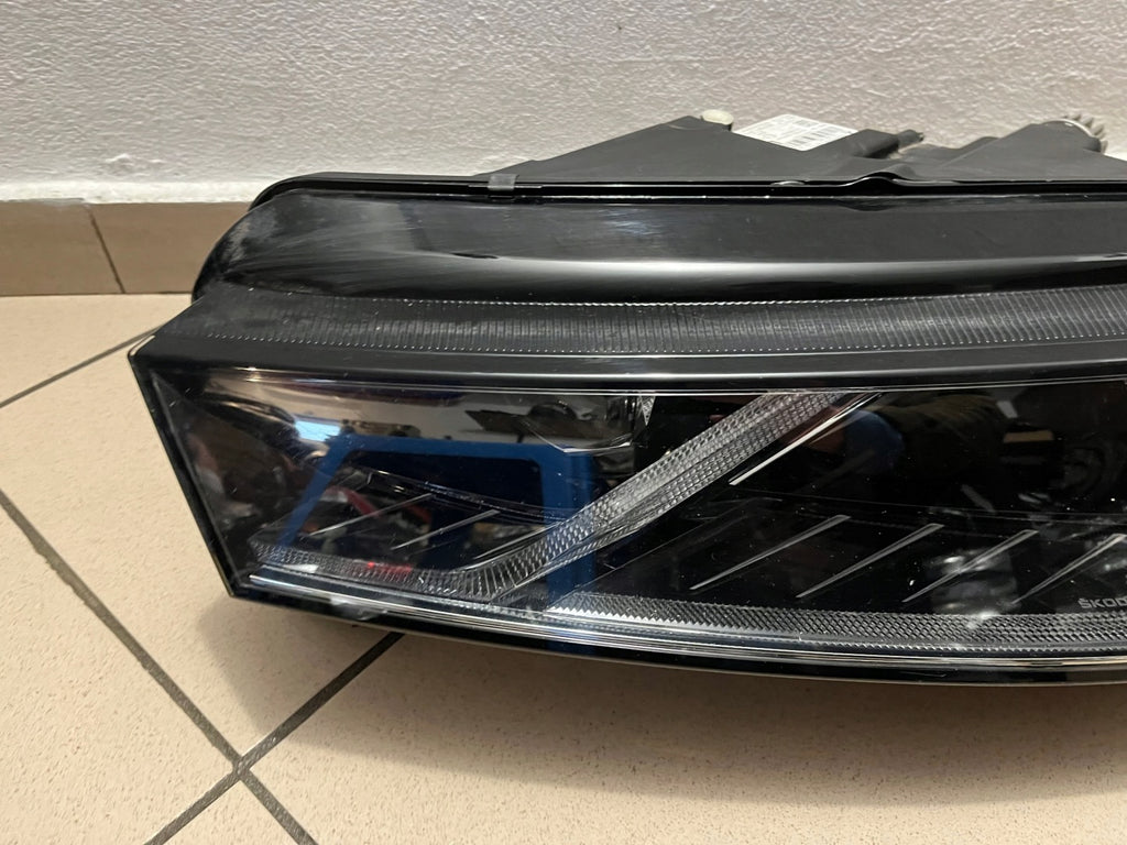 Frontscheinwerfer Skoda Octavia IV 5E4941015B Full LED Links Headlight SCH6917359747nu