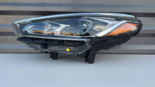 Laden Sie das Bild in den Galerie-Viewer, Frontscheinwerfer Hyundai Sonata QBB15237 Links Scheinwerfer Headlight SCH2072447084vj