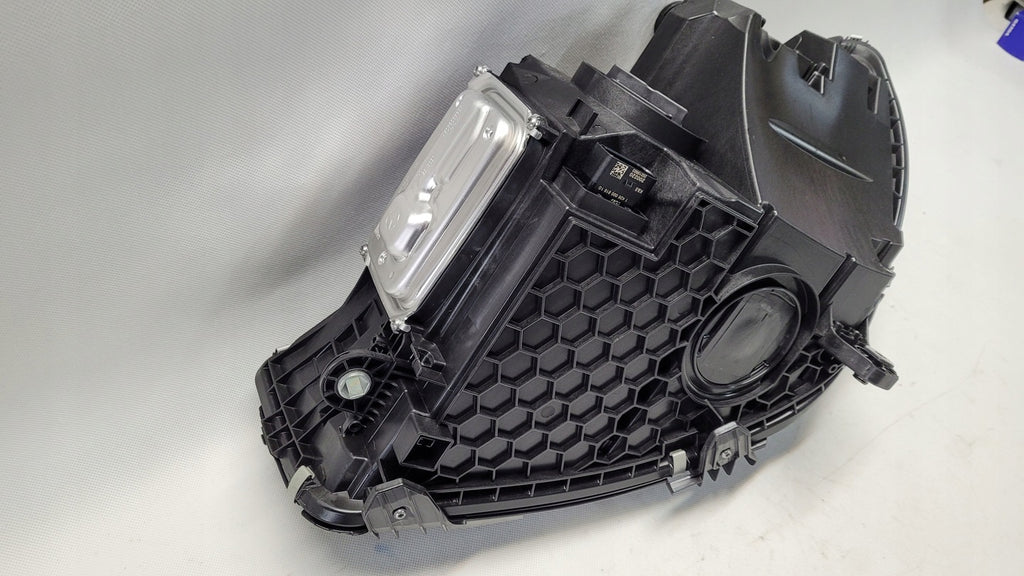 Frontscheinwerfer Mercedes-Benz W206 A2069061203 LED Rechts Headlight SCH8937726921fy