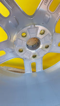 Load image into Gallery viewer, 1x Alufelge 18 Zoll 8.0&quot; 5x112 8J0601025AR Audi Tt Rim Wheel