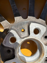 Load image into Gallery viewer, 1x Alufelge 18 Zoll 8.0" 5x112 30ET Glanz Schwarz 6861224 BMW G31 G30 Rim Wheel FEL1184171449rm